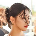 <b>옆선</b>이 넘사벽인 여돌