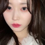 립 바르고 <b>테두리</b>에 블러셔 문지르면 개이쁨