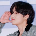 뷔 시사회 그때