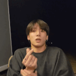 오늘자 정국 브이앱