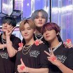 [NCT드림] 쳔러 손 3개 <b>설</b>