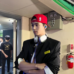 교복 찰떡 같이 소화하는 <b>차은우</b>