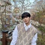 김요한처럼 생긴 남자연예인 누구잇ㅆ음?