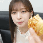 오마이걸 <b>아린</b>은 앞머리있는게
