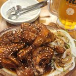 검사 끝! 치맥중, 여기 가격<b>혜자</b>. 만원도 안돼