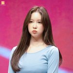<b>해산물</b>과는 담 쌓은 여돌