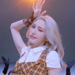 하이틴 여주 <b>재질</b>의 주인공