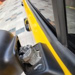 사이드<b>미러</b> 부수고 오줌싸고 도망간 취객 어떻게잡나요