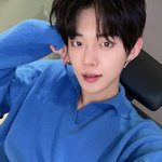 연준 파란색 ㅈㄴ잘어울린다
