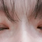 [댓글부탁해] 이거 눈에 <b>쌍테</b> 붙인 건가..??