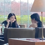 한소희 고윤정 <b>친목</b> 뜸