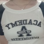 [댓글부탁해] 나 <b>어깨</b> 많이 넓냐.....????