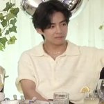 <b>뷔</b> 울음참는거 ...ㅠㅠ