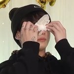 [군대] 오늘따라 유독 같이 덕질하는 <b>아미</b>들이 넘넘 소듕하게 느껴짐ㅠㅠ