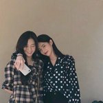 지수랑 사진찎은 <b>이분</b> 누구지