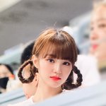 나 중학교때 학년부장쌤 학교다닐 당시에는 걍 화장많이잡는쌤