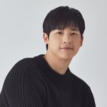 [모두드루와] <b>B1A4</b> 신우, 신입 공무원 됐다 [공식]