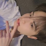 [모두드루와] 누웠는데 잘생긴 남자