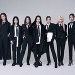 수트에서 다른 컨셉으로 바뀐 <b>xg</b>