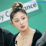 <b>리정</b> 얼굴형 부러워...