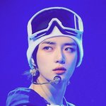 나 배경<b>화면</b> 이건데 볼때마다 깜놀함