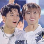 [NCT드림] 둘이 아이고 <b>현수막</b> 보는 표정봐....