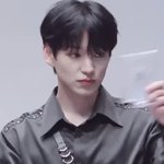 얘 누구냐? ㅈㄴ 말랑<b>콩떡</b>처럼 생김