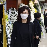 노소영 "겁먹은 우크라 대통령 애처로워"…논란에 게시글 삭제