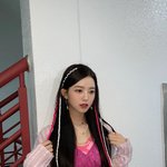 배우가 아이돌같은 스타일링하면 개이쁜듯..