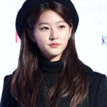 김새론vs<b>이채영</b>