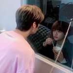 <b>현진</b> 얼굴골격 자란거야?
