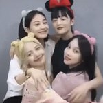 이 친목 사랑하는편..