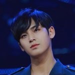 아무리 잘생겨도 까마면 보기싫음