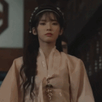 오마이걸 아린한테 아이유가 보이는데