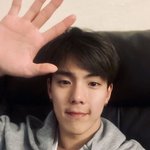셀카에 <b>간절</b>함이 없다는 남돌