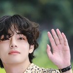 [군대] 혹시 오늘 태형이 <b>팔찌</b> 어디껀지
