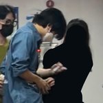 오늘 아이콘 콘서트에서 트레저 중간에 나가니까