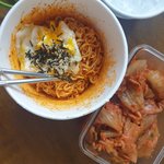 <b>맛도리</b> 불닭 먹는 중