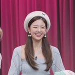 오늘자 베레모 리아 넘 이쁘다