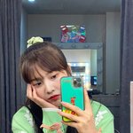 거울 셀카의 <b>장인</b>들
