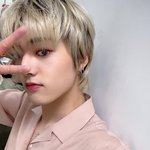 [트레저] 루토 메이크업 <b>셀카</b> 올렸네