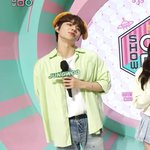 [NCT칠프] 정우 파자마 <b>색상</b> 이날 셔츠 생각난다