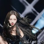와...카리나 미쳤다...