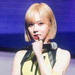<b>윈터</b>는 테슬컷이 레전드인듯