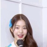 장원영 오늘 <b>뮤뱅</b> 짤 좀 주라