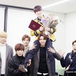 [NCT칠프] 루키즈 보다가 졸업식