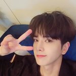 차라리 김영훈 같은 얼굴이었으면 욕 덜먹었을듯