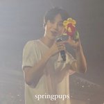 [NCT칠프] 꽃 들고 있는 아기 쿼카 <b>출몰</b>함