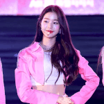 공연중 <b>날파리</b>가 눈에 들어갈뻔한  장원영