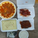 돼지고기 김치찌개 <b>세트</b> 배달 시킴